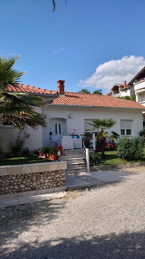 Apartments Tulipan - With Free Private Parking Garage Mostar Exterior foto